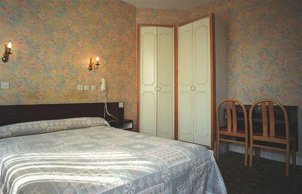 פריז Hotel Des 3 Nations מראה חיצוני תמונה